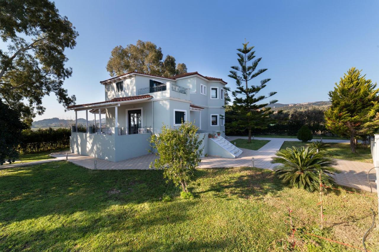 Villa Louke Lixúri Exterior foto